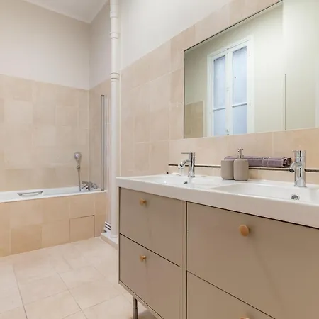 Exceptional Luxury Near Avenue Foch In 16th Apartmán Paříž